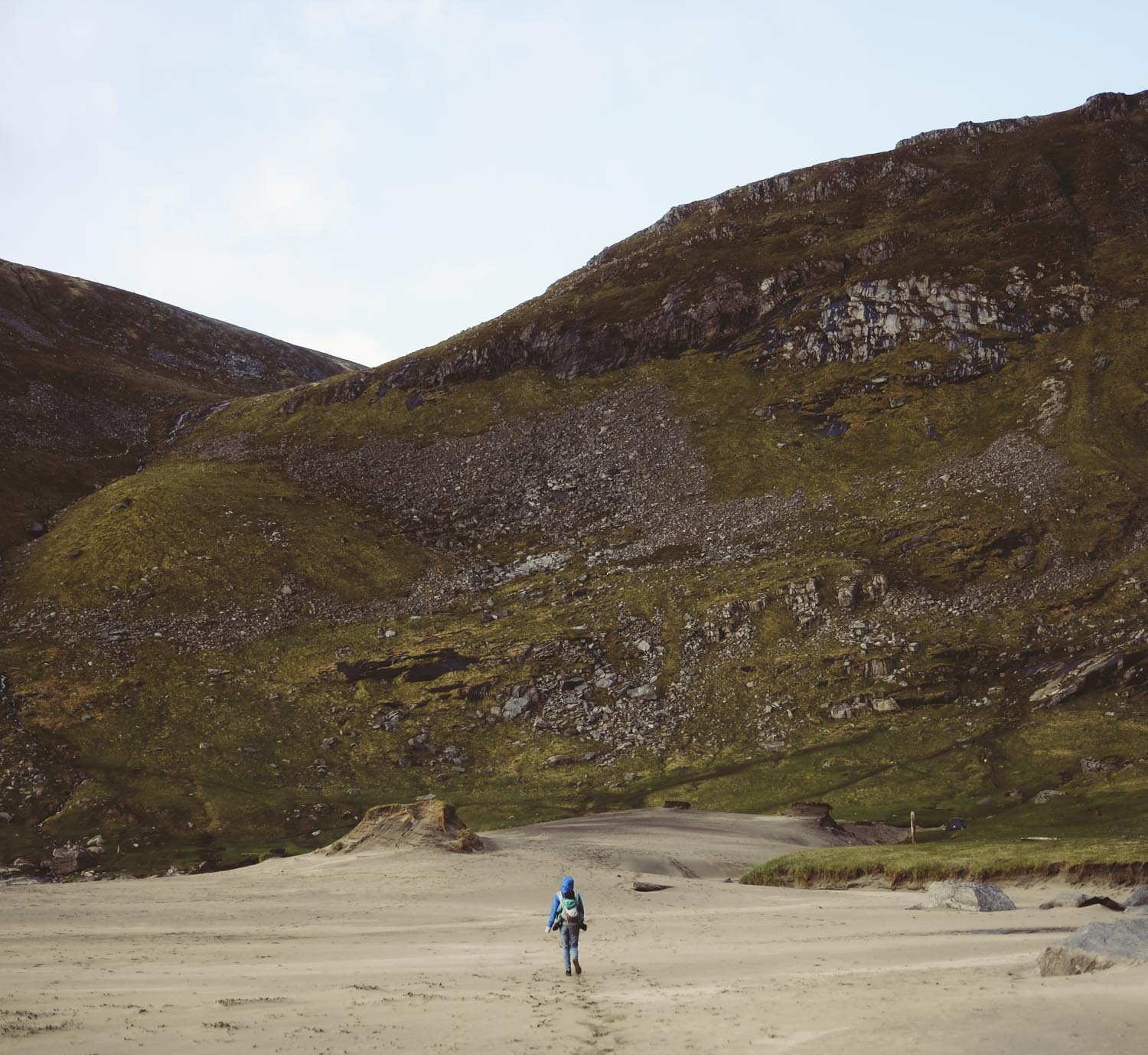 lofoten kvalvika beach cottage photography